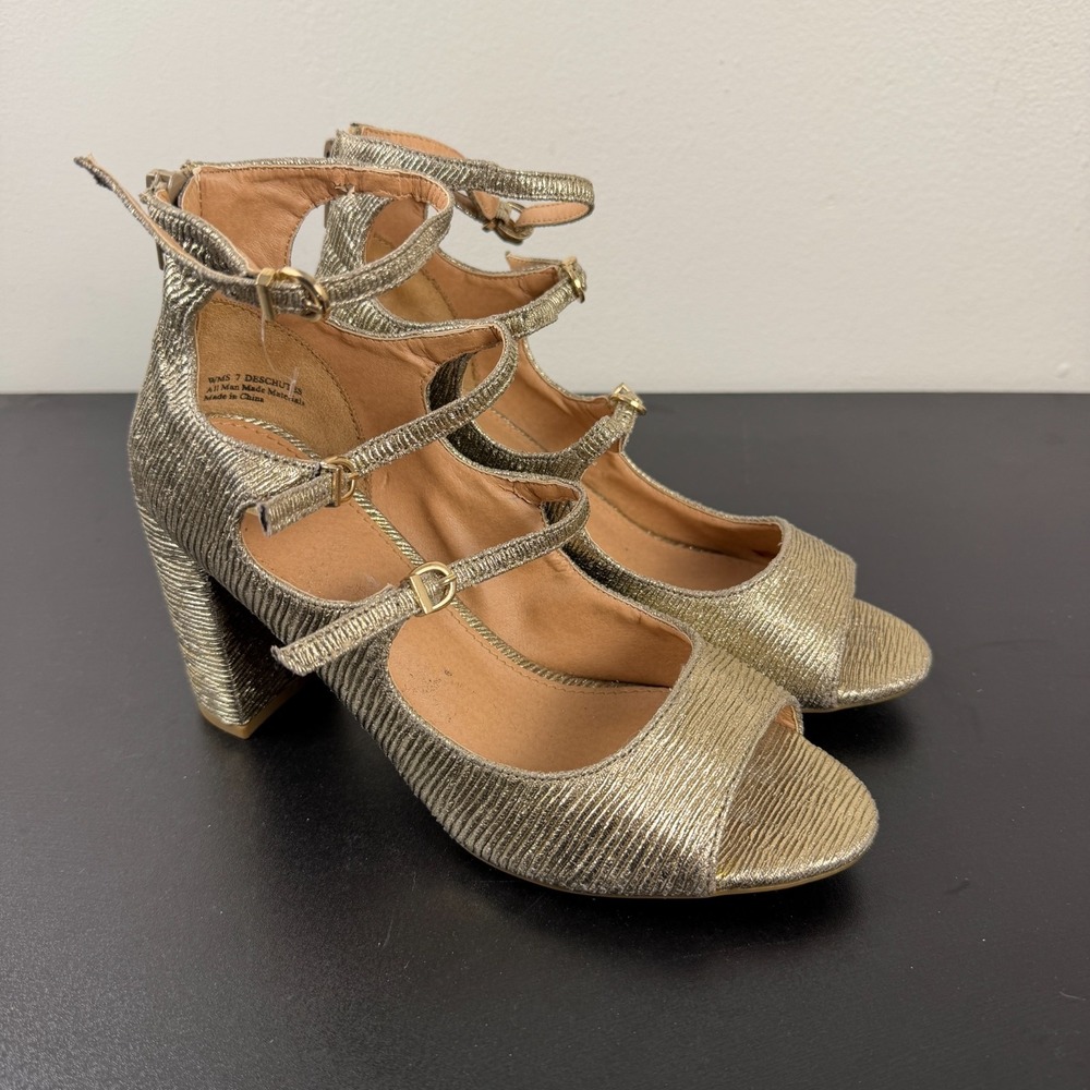 Report Deschutes Sandals Women's US 7 Gold Metallic Block Heeled Strappy‎ Dressy